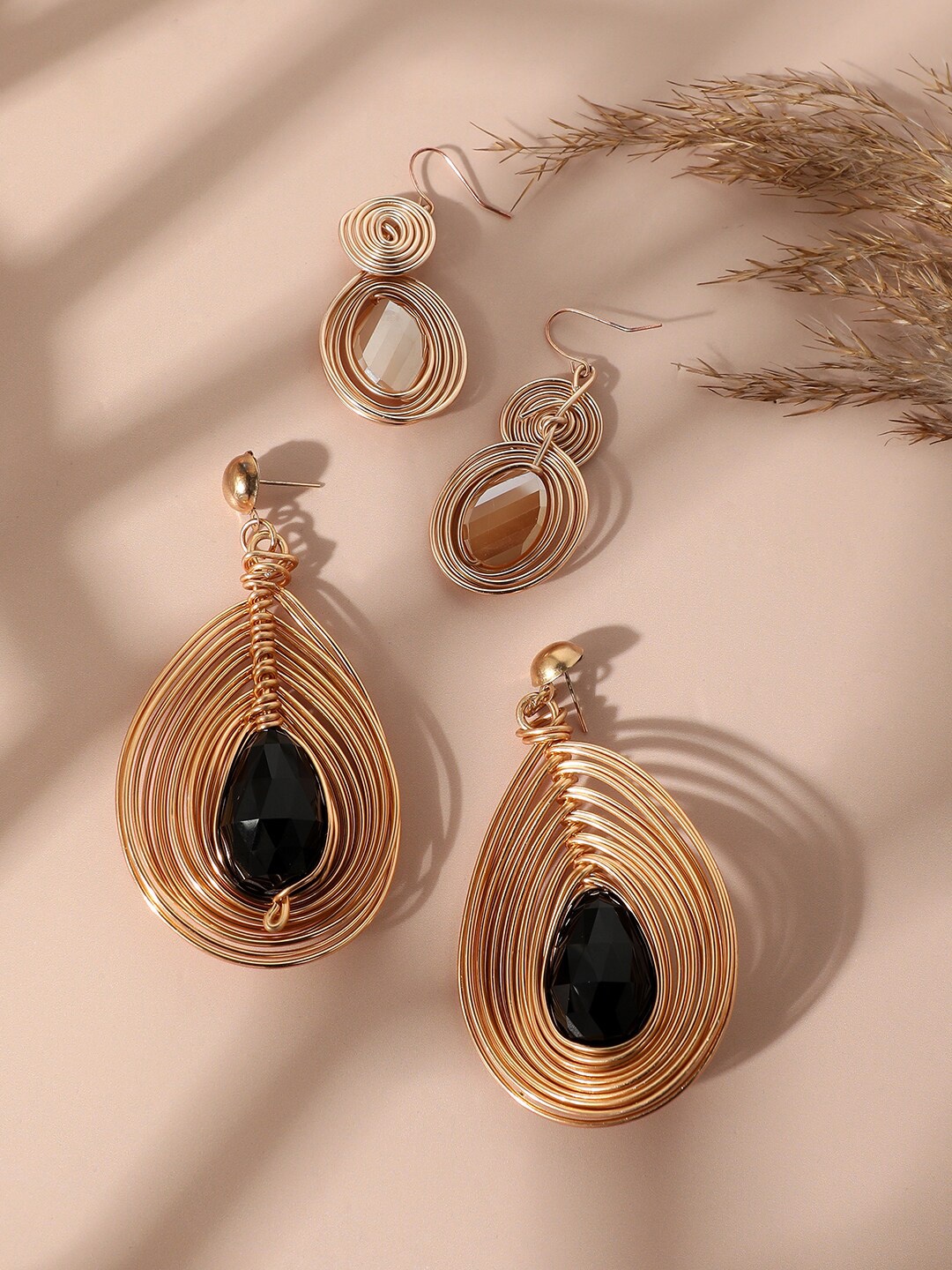 

SOHI 2Pcs Gold-Plated Contemporary Drop Earrings