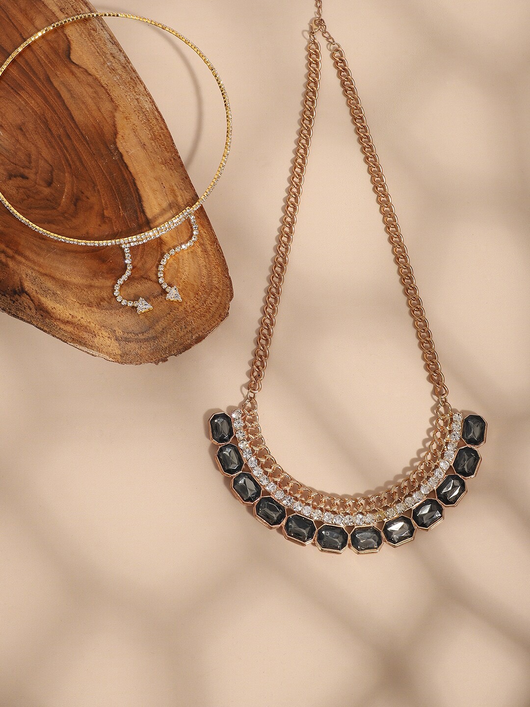 

SOHI Set Of 2 Gold-Plated Necklace