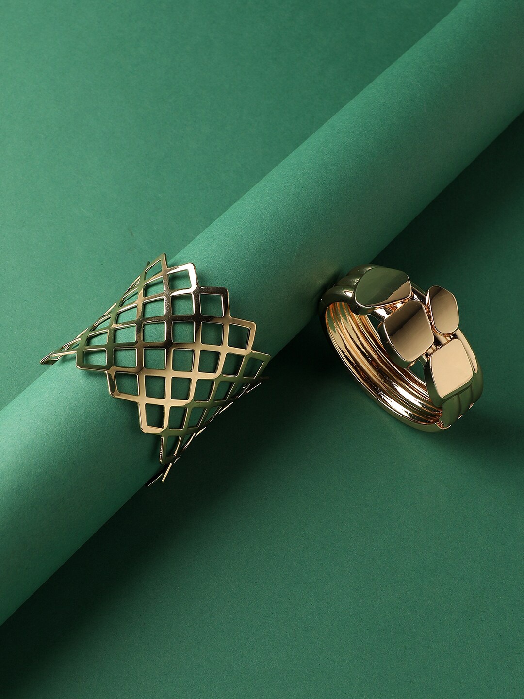 

SOHI Set Of 2 Gold-Plated Cuff Bracelets