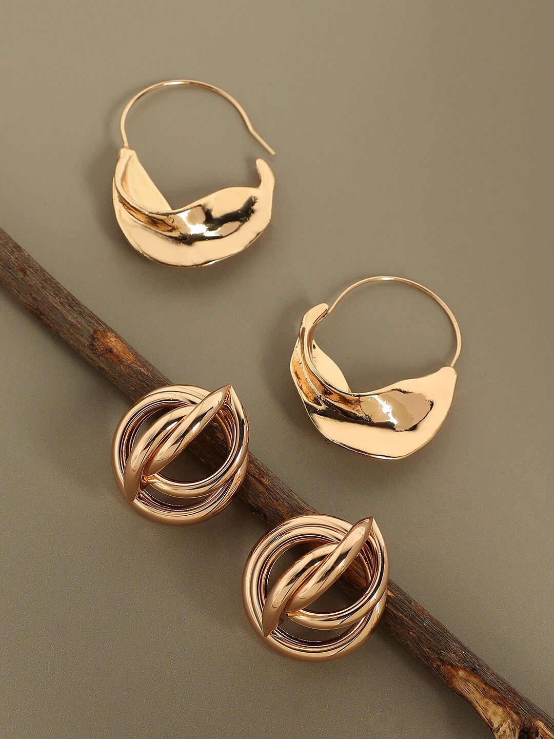 

SOHI Set Of 2 Gold-Toned Contemporary Stud & Hoop Earrings