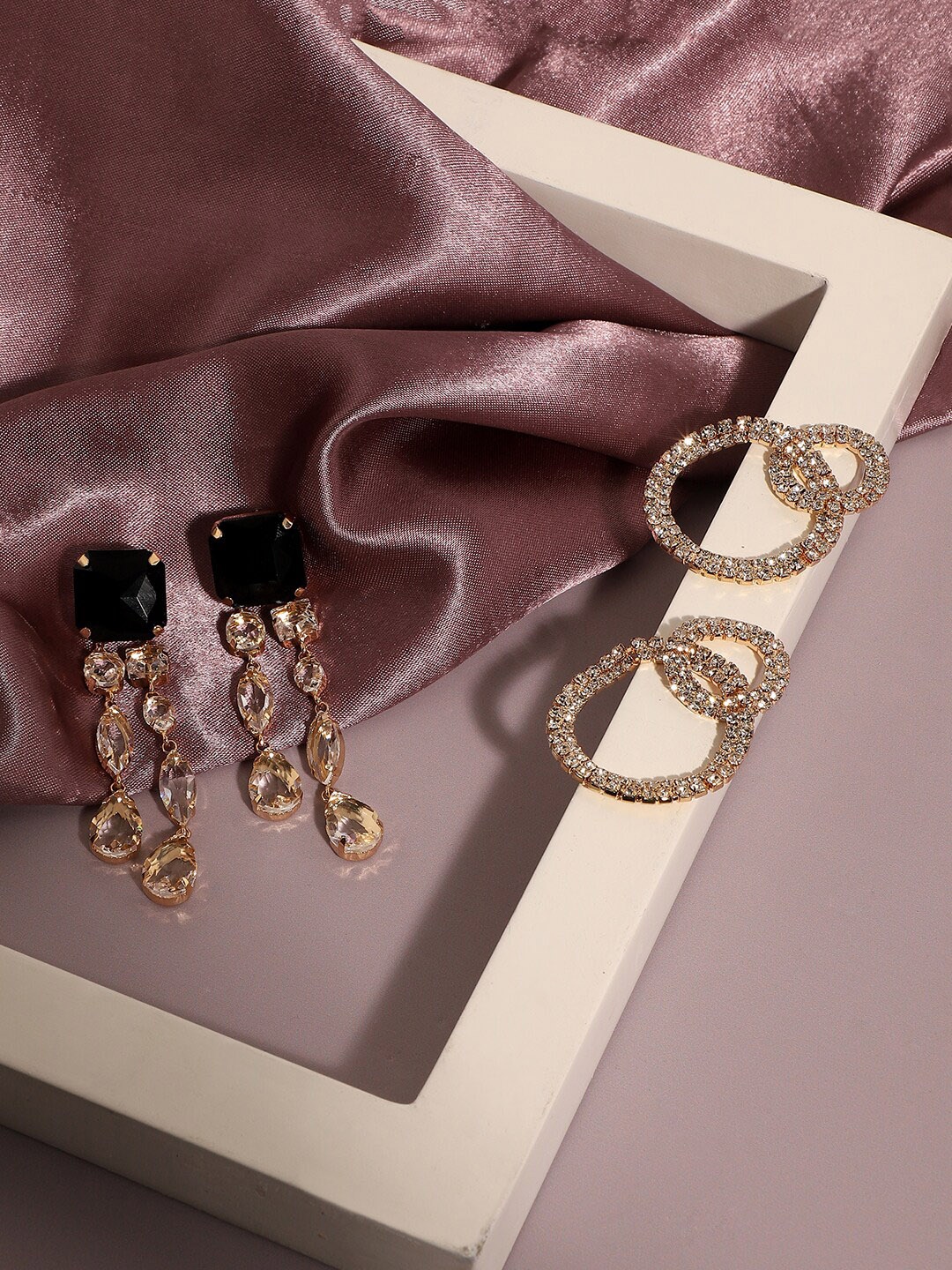 

SOHI Set Of 2 Gold-Plated Contemporary Drop Earrings