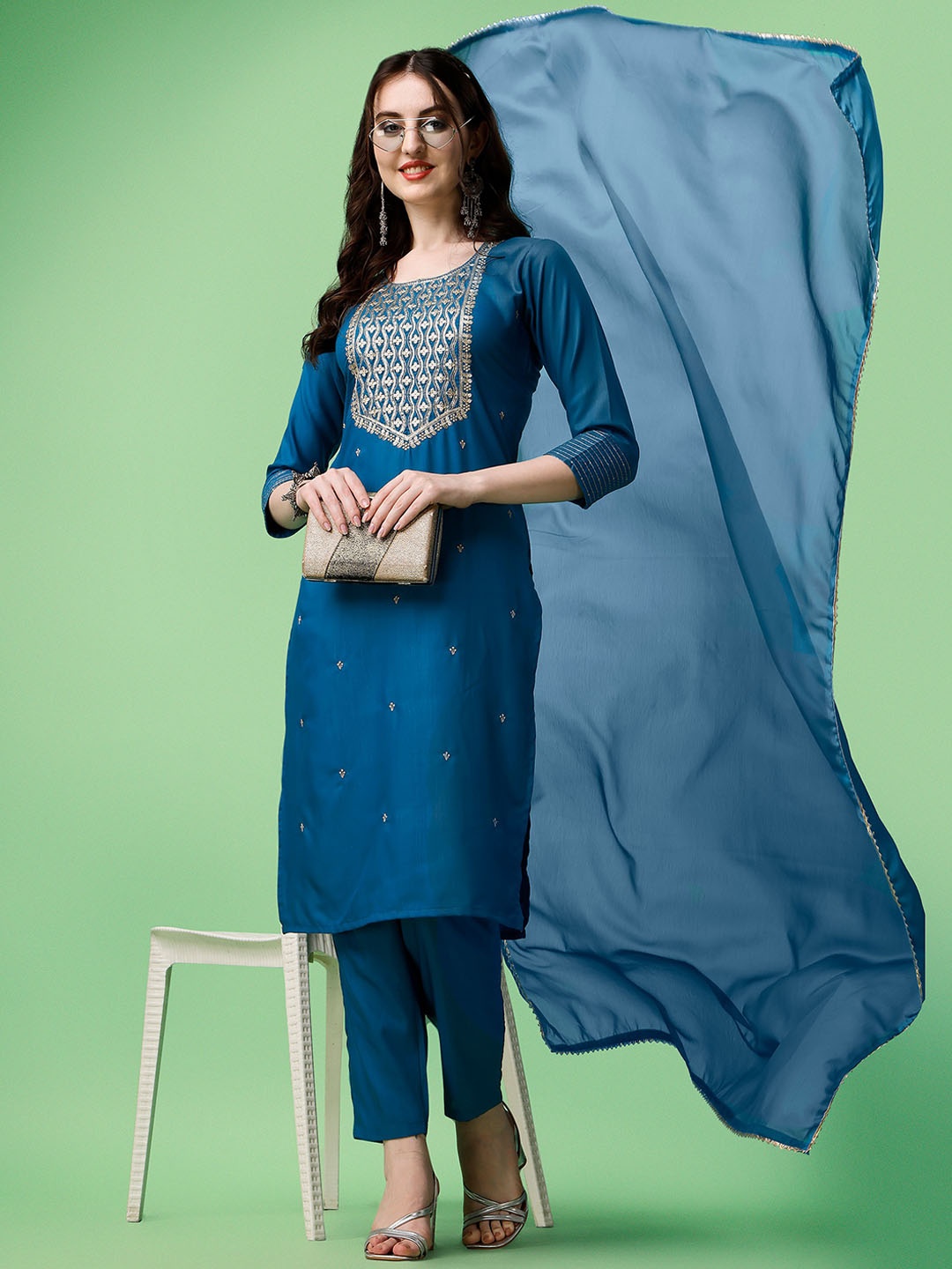 

ASPORA Ethnic Motifs Embroidered Sequinned Kurta with Trousers & Dupatta, Navy blue