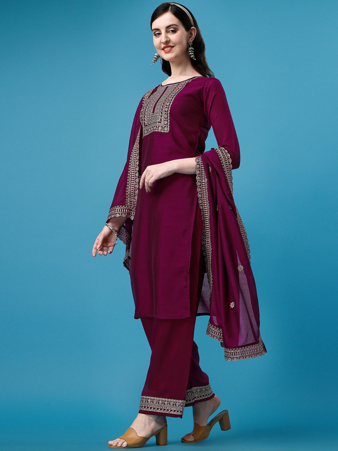 

ASPORA Ethnic Motifs Yoke Design Zari Sequined Kurta with Palazzos & Dupatta, Purple