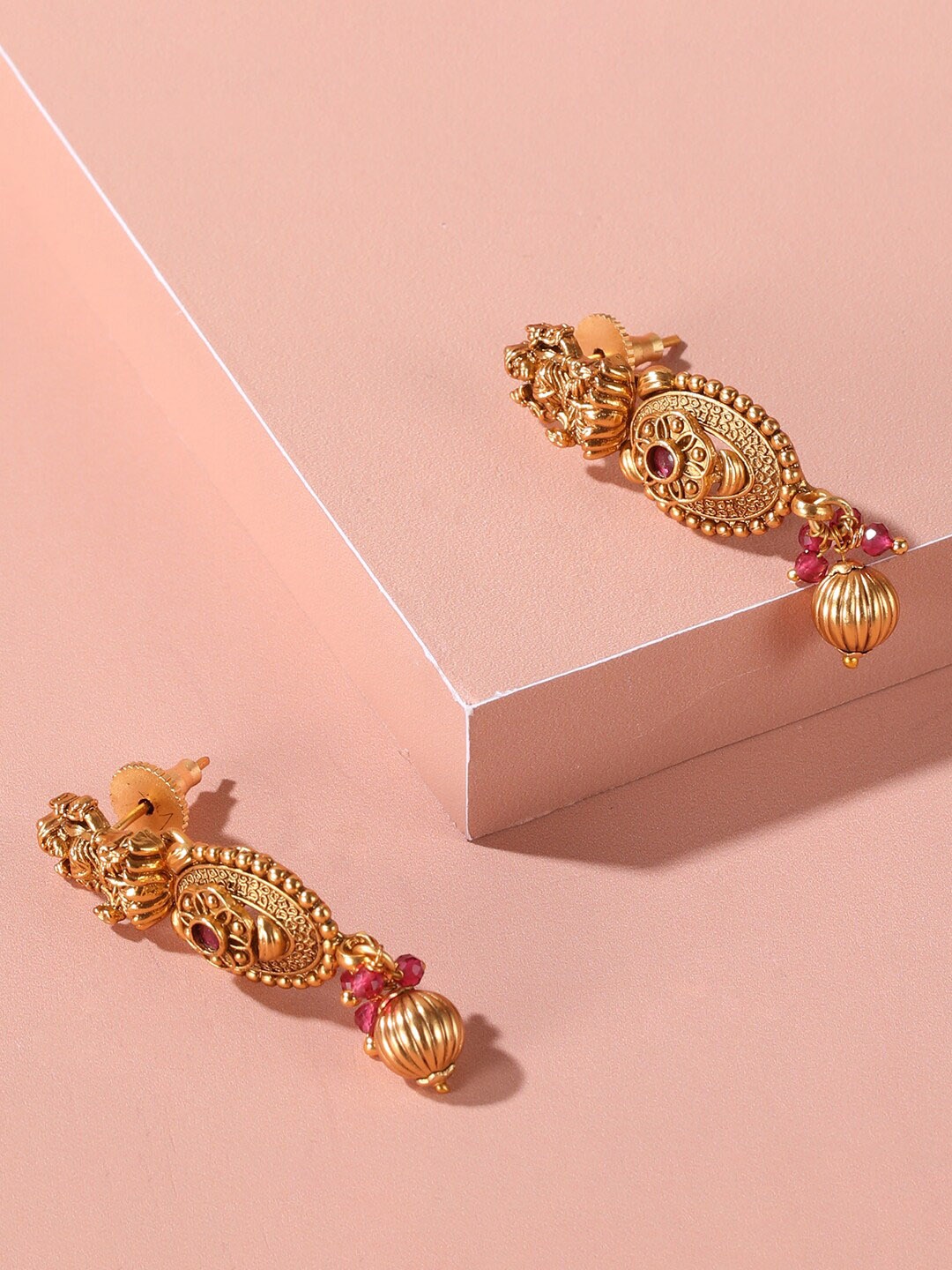 

XPNSV Gold-Plated Classic Drop Earrings