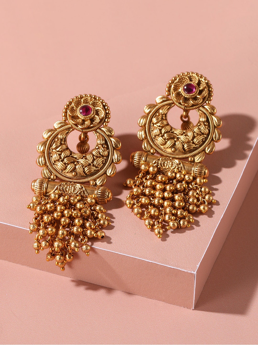 

XPNSV Gold-Plated Contemporary Drop Earrings