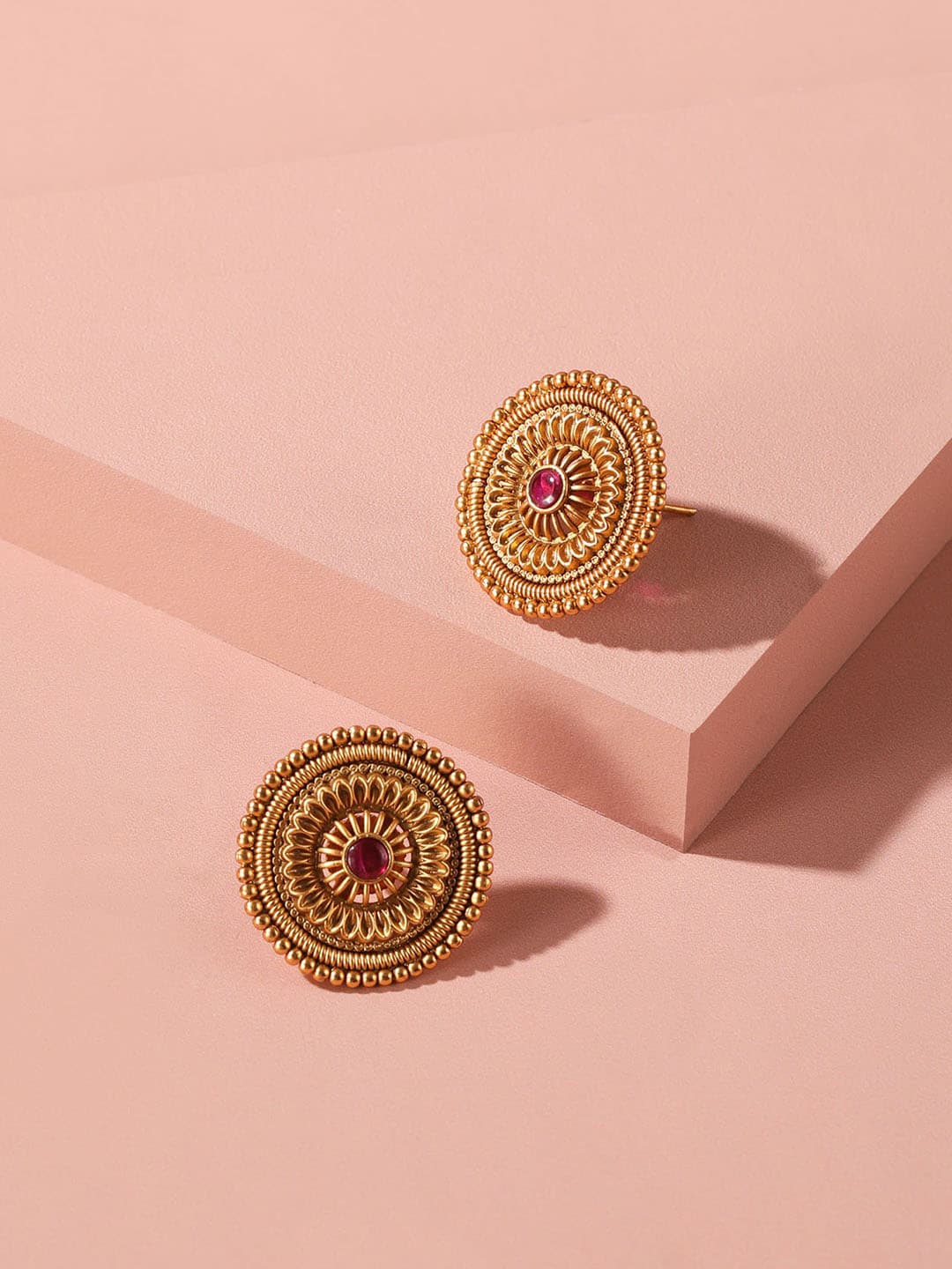 

XPNSV Gold-Plated Circular Stud Earrings