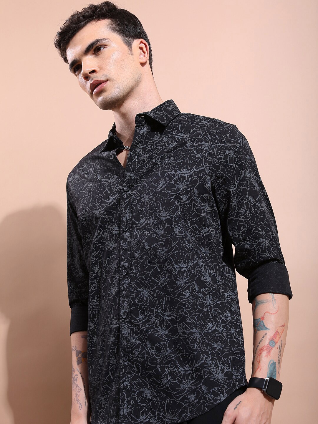 

HIGHLANDER Black Floral Printed Slim Fit Cotton Casual Shirt