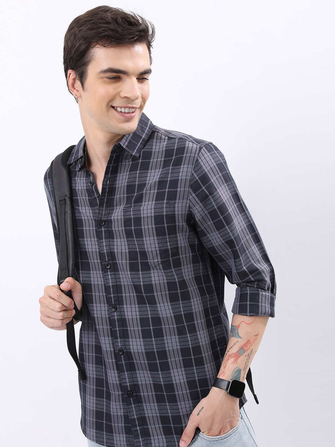 

HIGHLANDER Grey Tartan Checks Slim Fit Casual Shirt