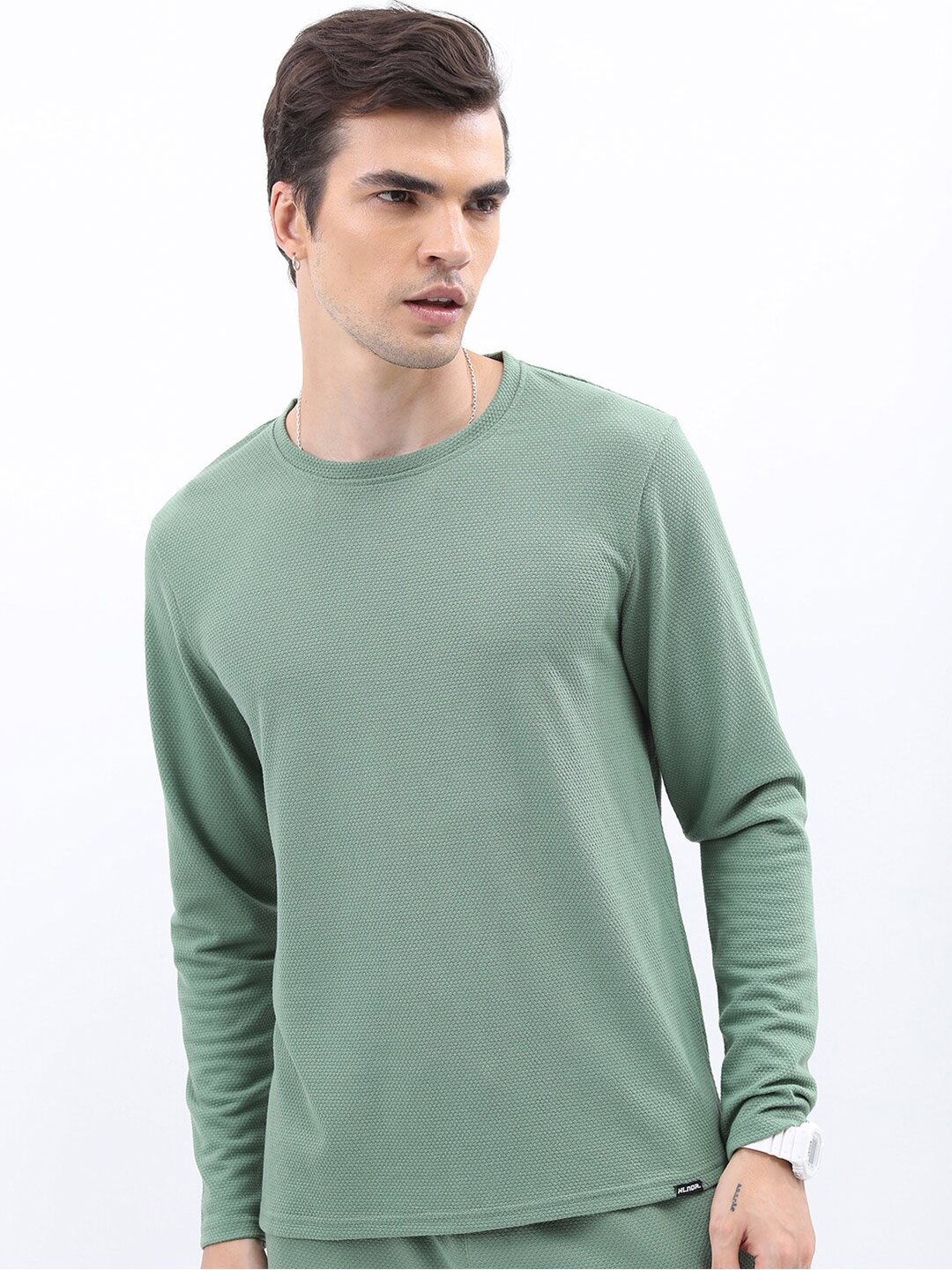 

HIGHLANDER Green Round Neck Long Sleeves T-shirt