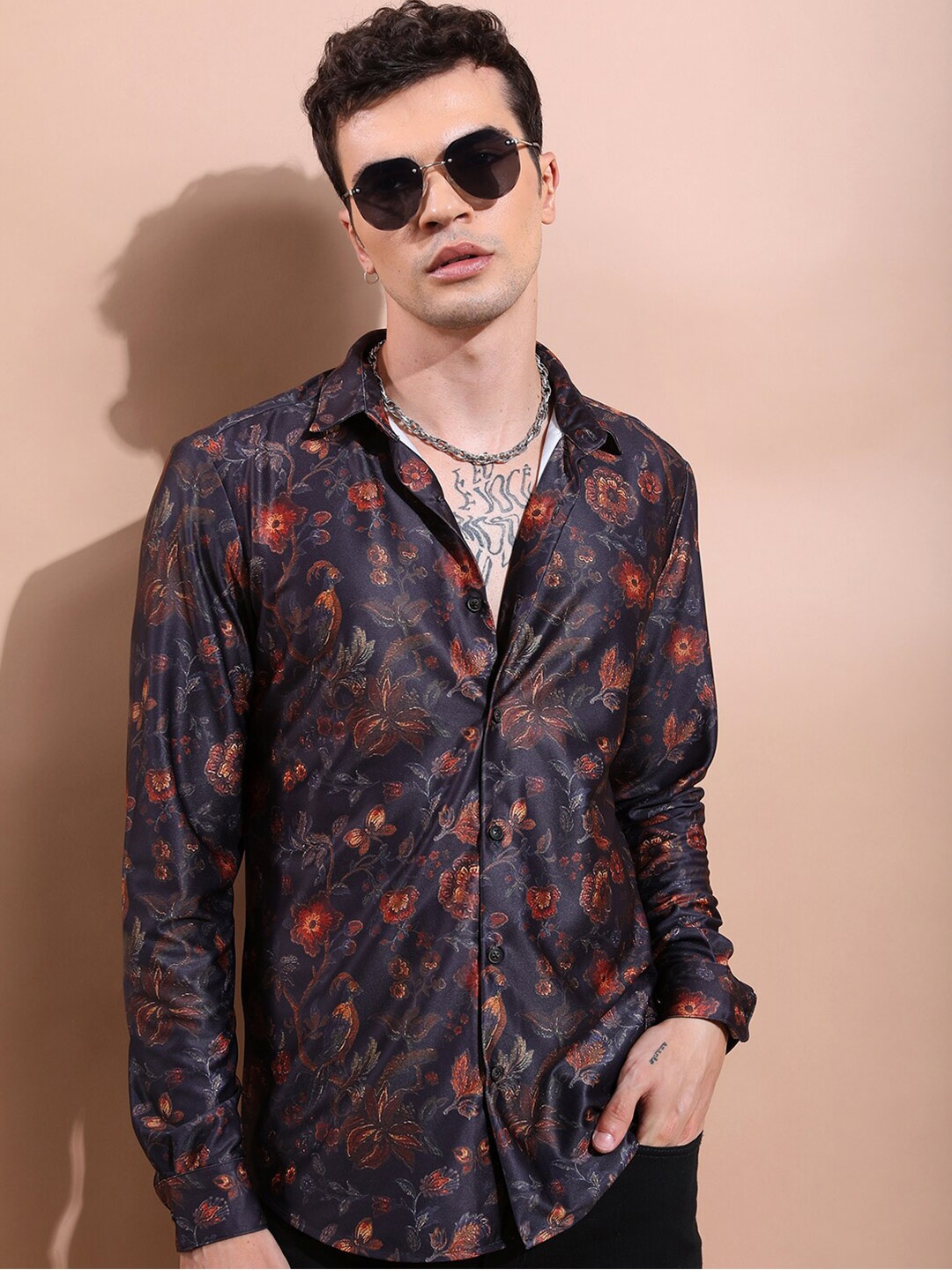 

HIGHLANDER Navy Blue Floral Printed Slim Fit Party Wear Shirt