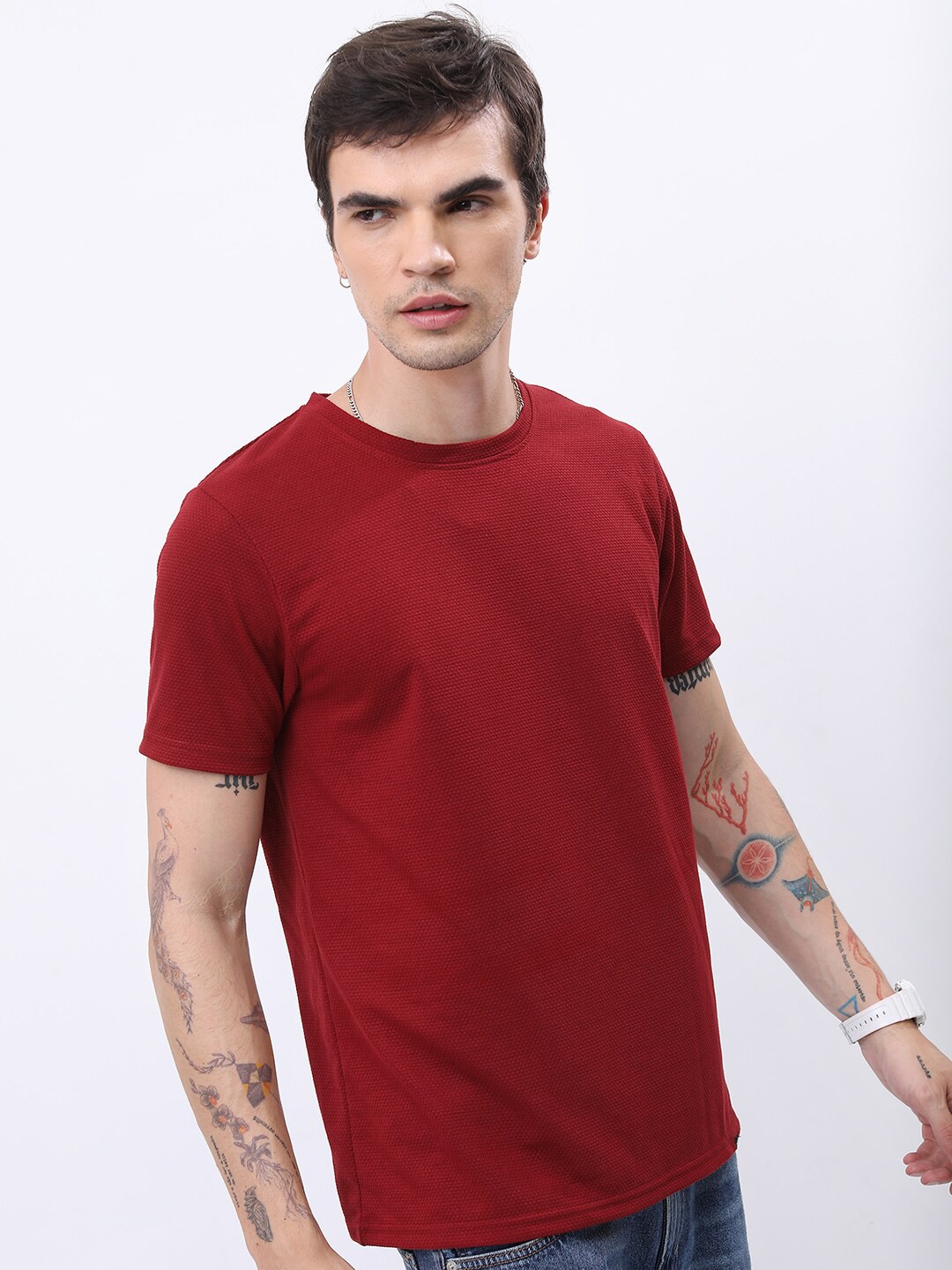 

HIGHLANDER Round Neck Short Sleeves Slim Fit T-shirt, Maroon