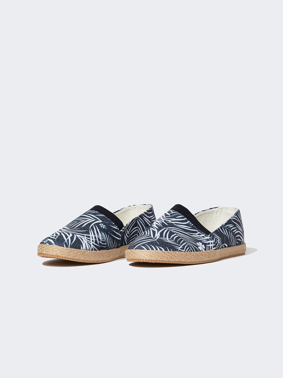 

DeFacto Men Printed Casual Espadrilles, Navy blue
