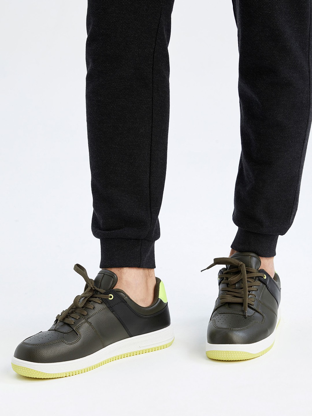

DeFacto Men Casual Sneakers, Khaki
