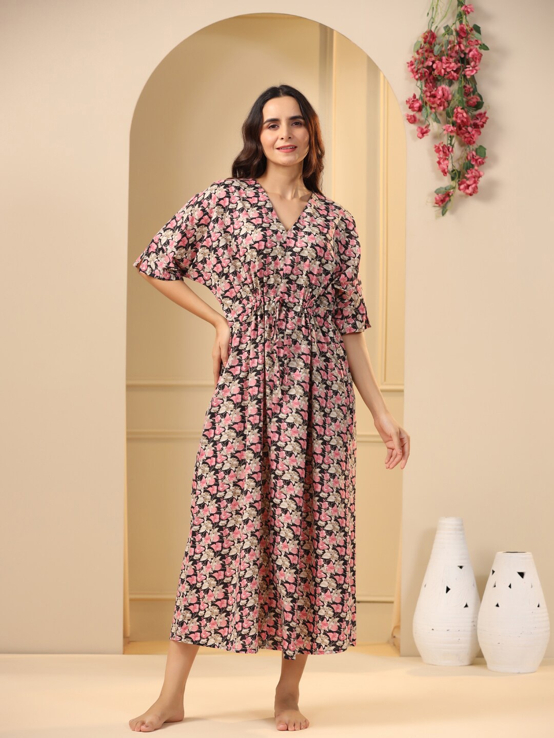

SANSKRUTIHOMES Black Floral Printed Pure Cotton Maxi Nightdress