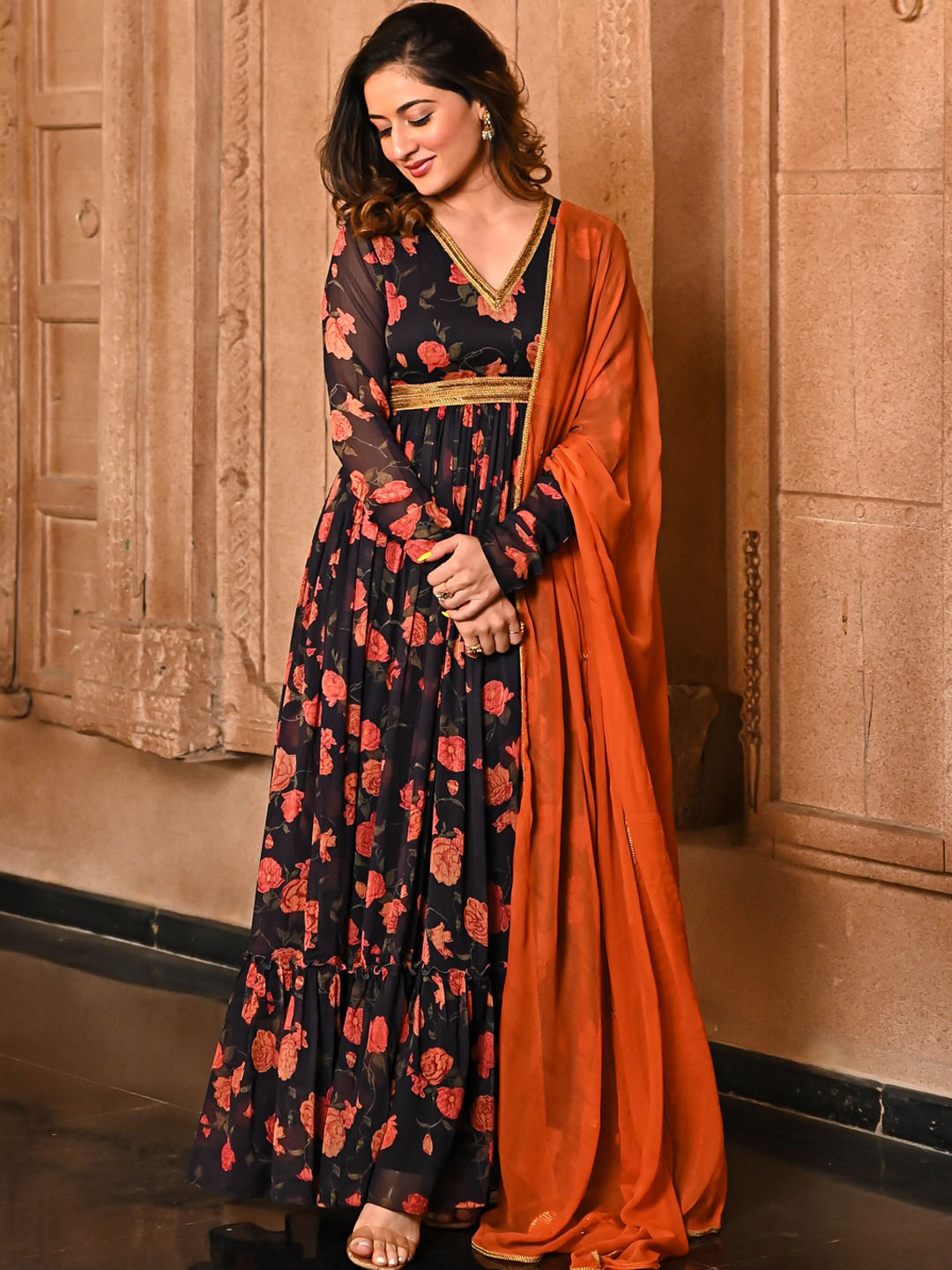 

Bunaai V-Neck Floral Printed Georgette Fit & Flared Maxi Ethnic Dress With Dupatta, Navy blue