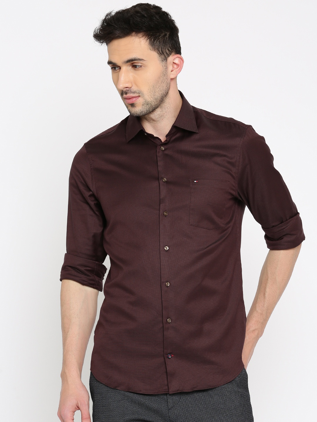 

Tommy Hilfiger Men Coffee Brown Tailored Fit Self Design Casual Shirt