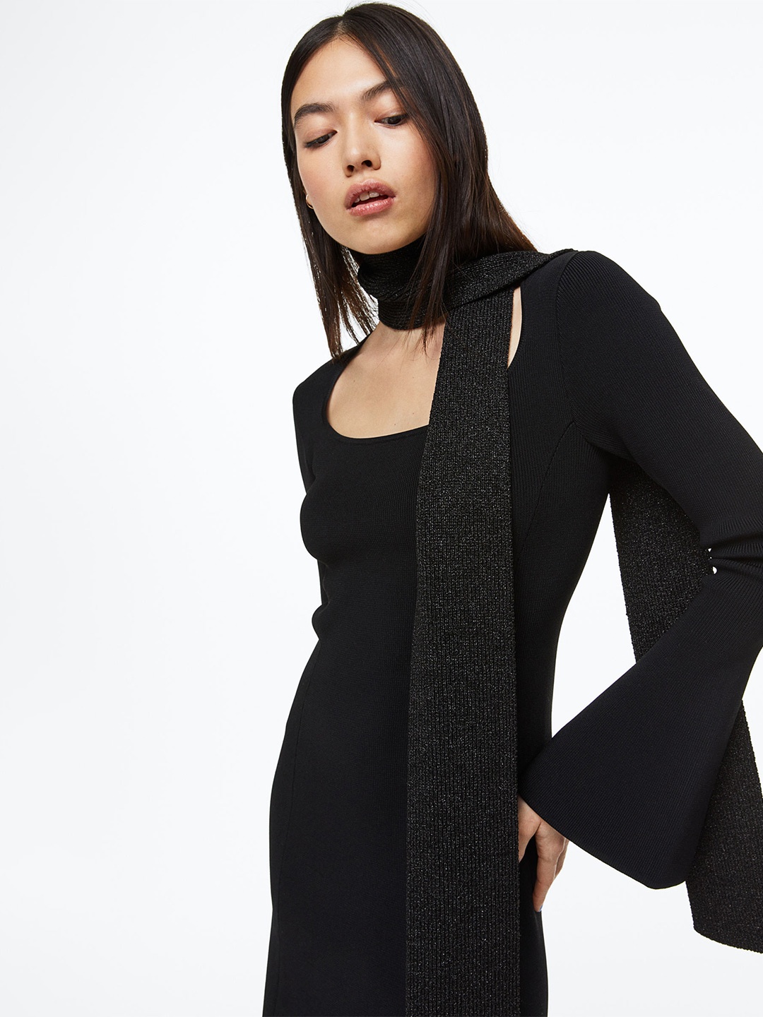 

H&M Women Glittery Knitted Scarves, Black