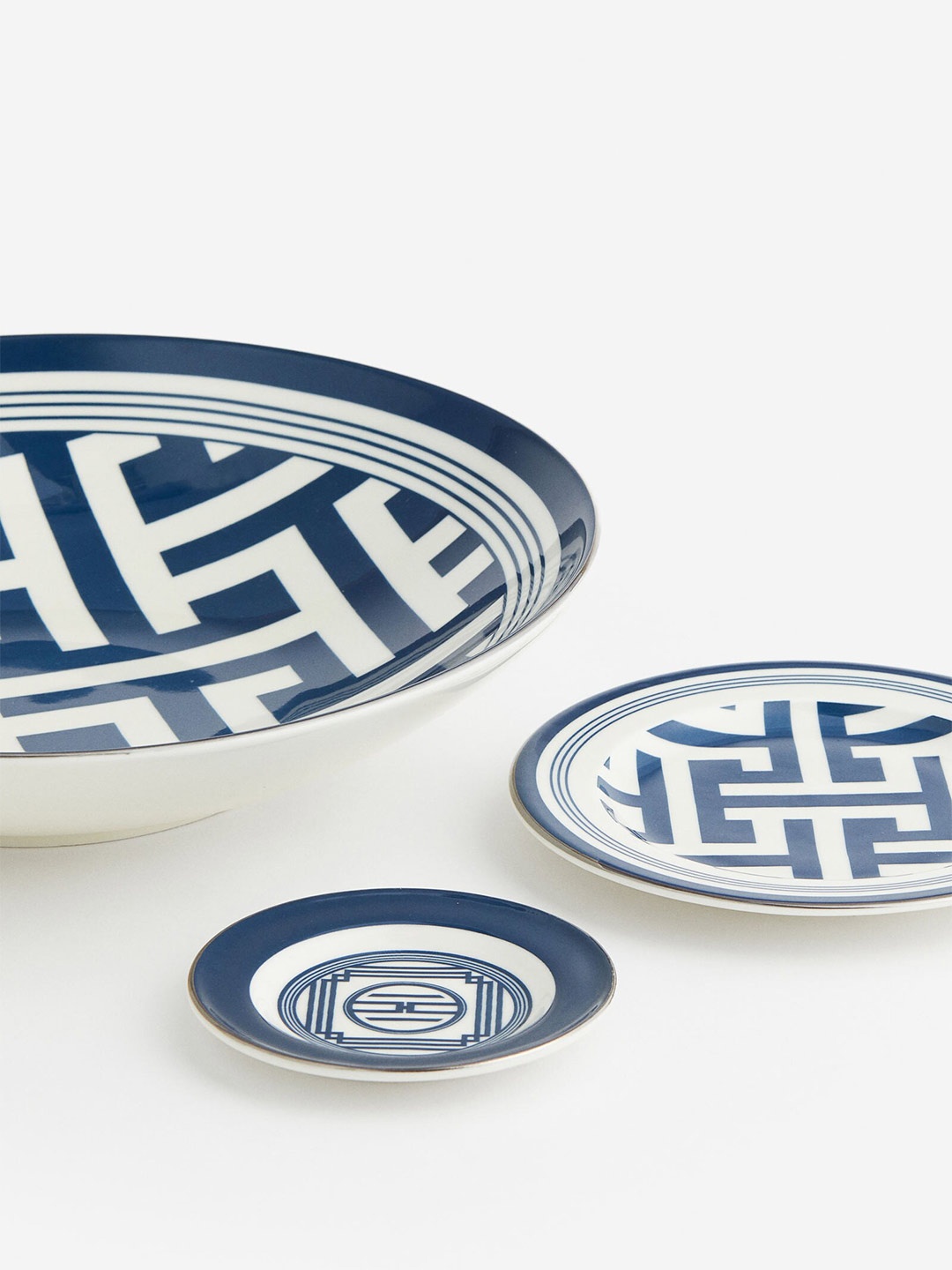 

H&M Blue & White Small Porcelain Plate