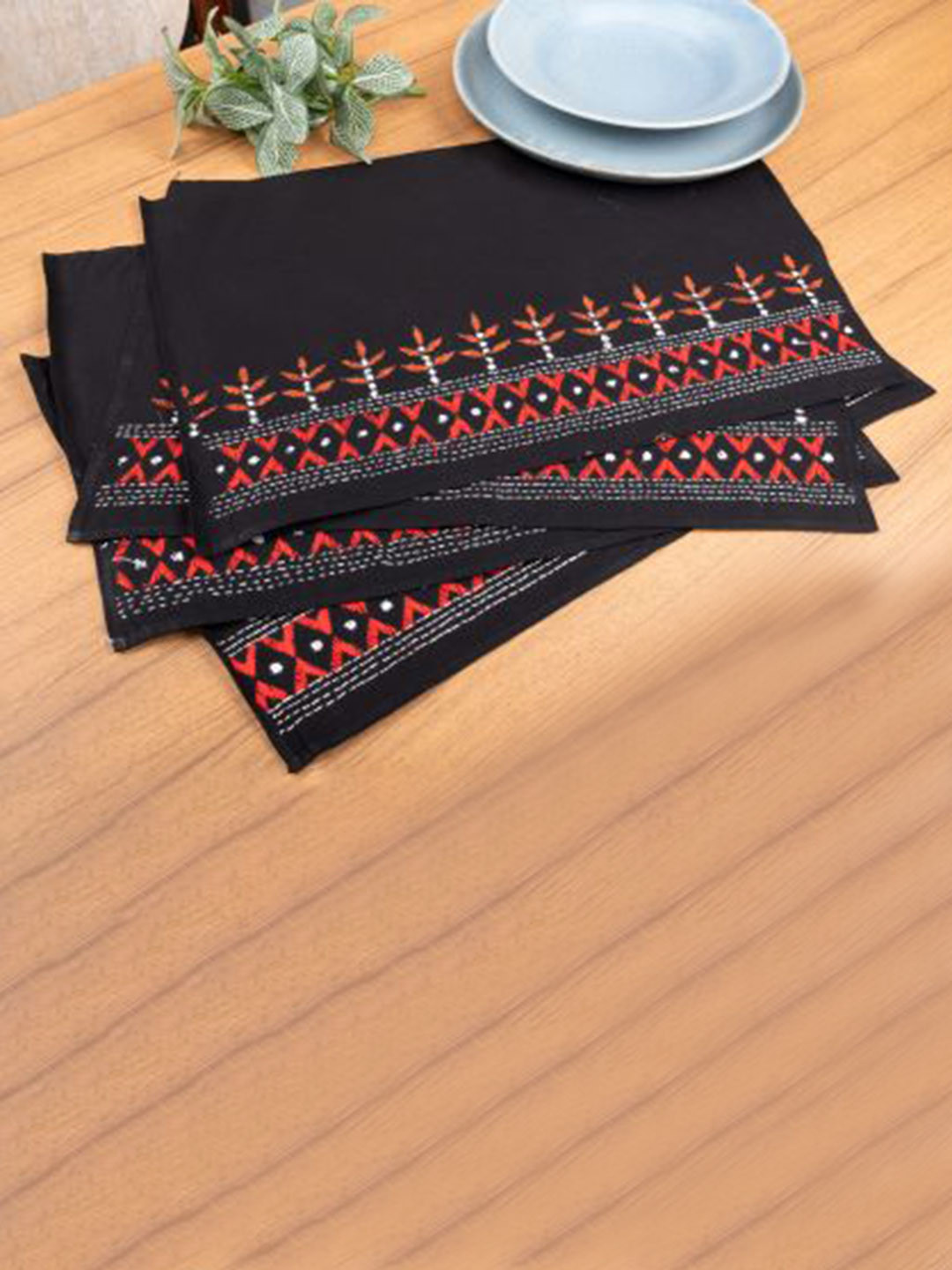 

ArtEastri Set of 4 Black & Red Kantha Embroidered CottonTable Placemat