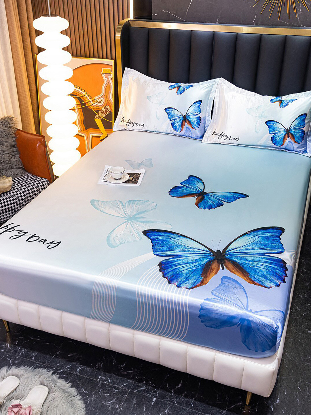 

JC Collection Blue & White Conversational 160 TC King Bedsheet With 2 Pillow Covers