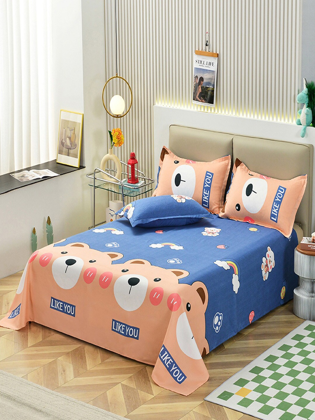 

JC Collection Beige & Blue Graphic 140 TC King Bedsheet With 2 Pillow Covers
