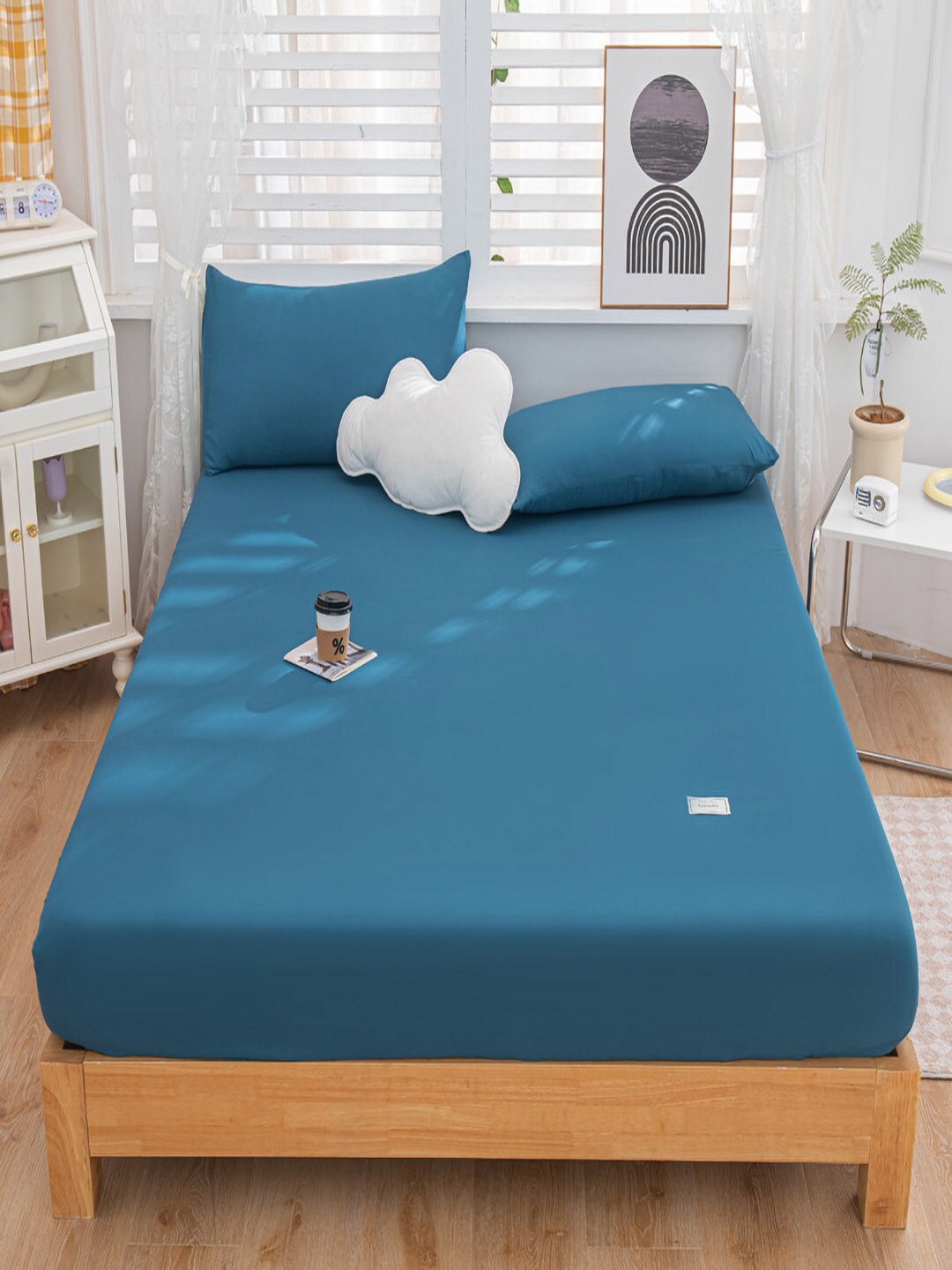 

JC Collection Blue 150 TC Fitted King Bedsheet With 2 Pillow Covers