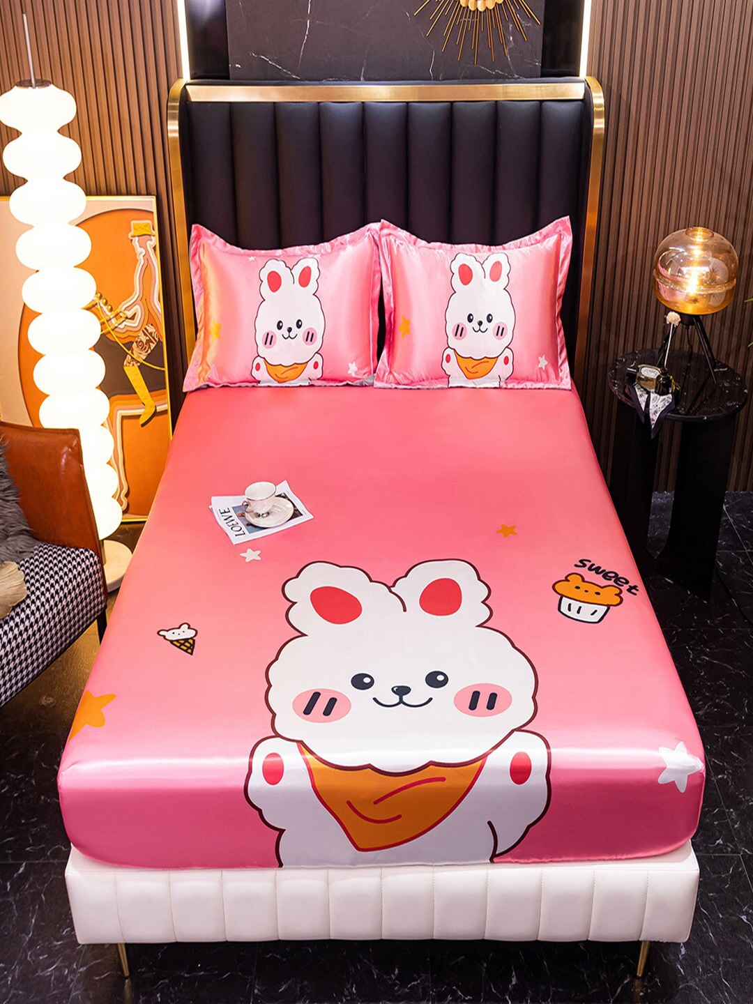 

JC Collection Pink & White Printed 160 TC Fitted King Bedsheet With 2 Pillow Covers