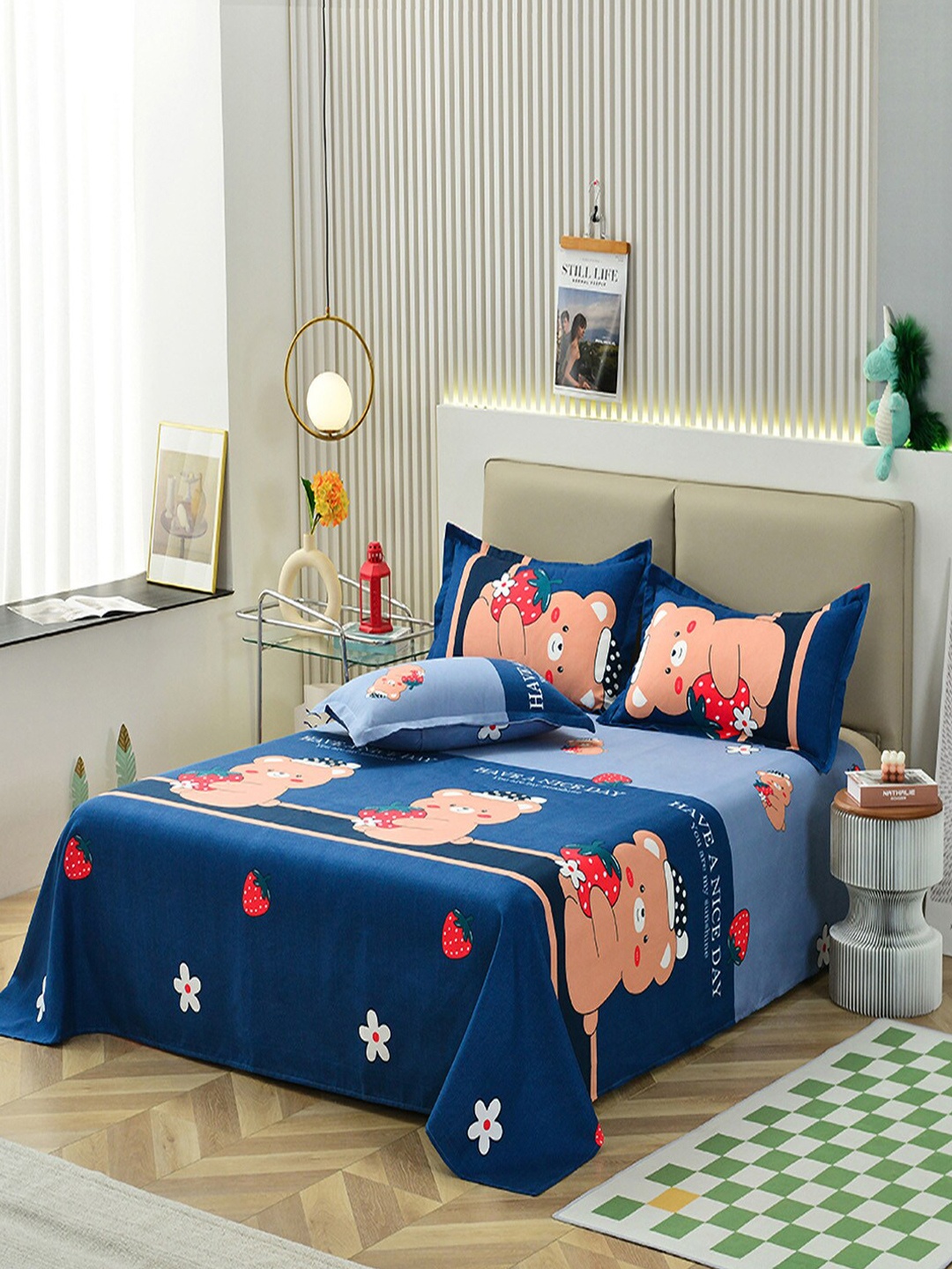 

JC HOME Blue & Peach-Coloured Printed 140 TC King Bedsheet & 2 Pillow Covers