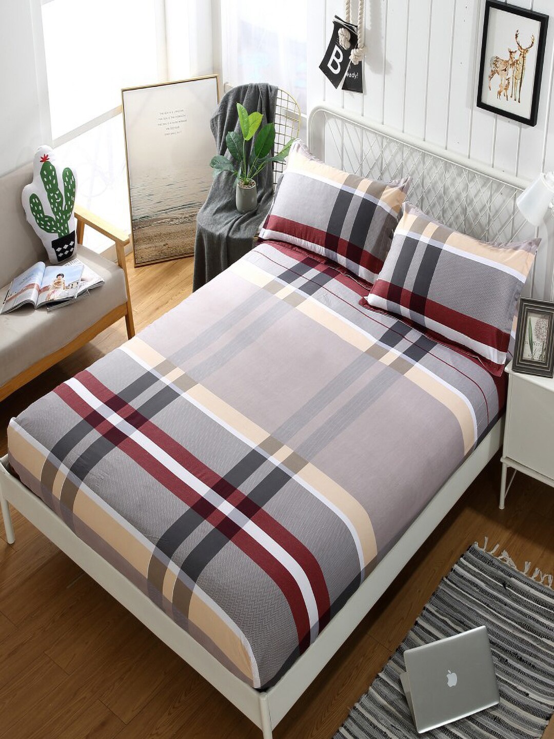 

JC Collection Grey & Maroon Printed 140 TC Fitted Single Bedsheet & Pillow Cover