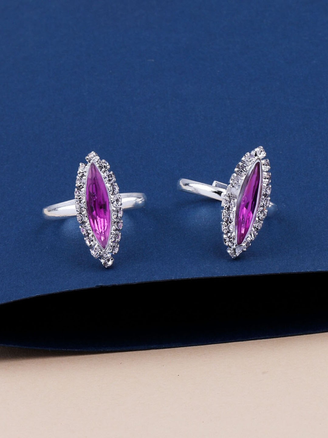 

Silver Shine Set Of 2 Oxidised Silver-Plated Stone-Studded Toe Rings