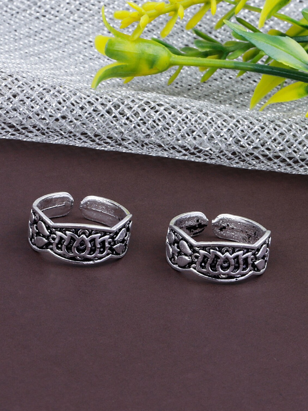 

Silver Shine Set Of 2 Oxidised Silver-Plated Toe Rings