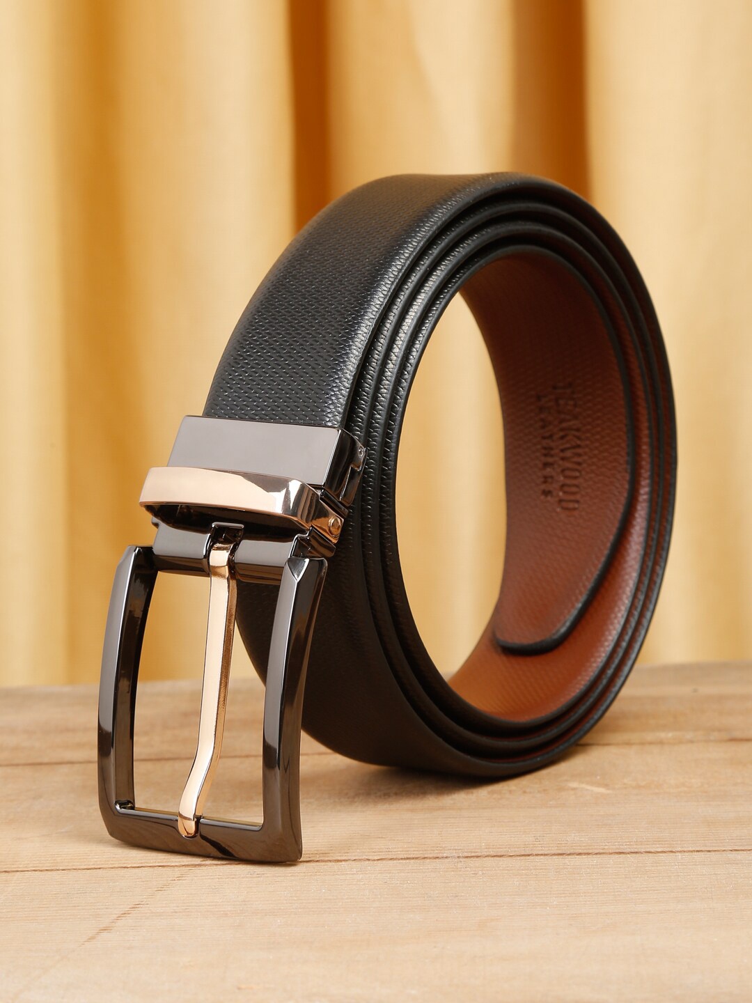 

Teakwood Leathers Men Leather Tang Belt, Black