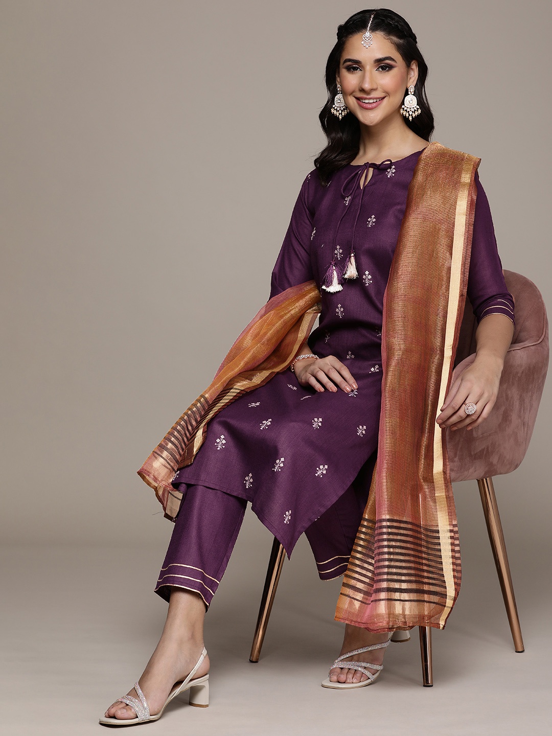 

Anouk Women Floral Embroidered Regular Kurta with Trousers & With Dupatta, Purple