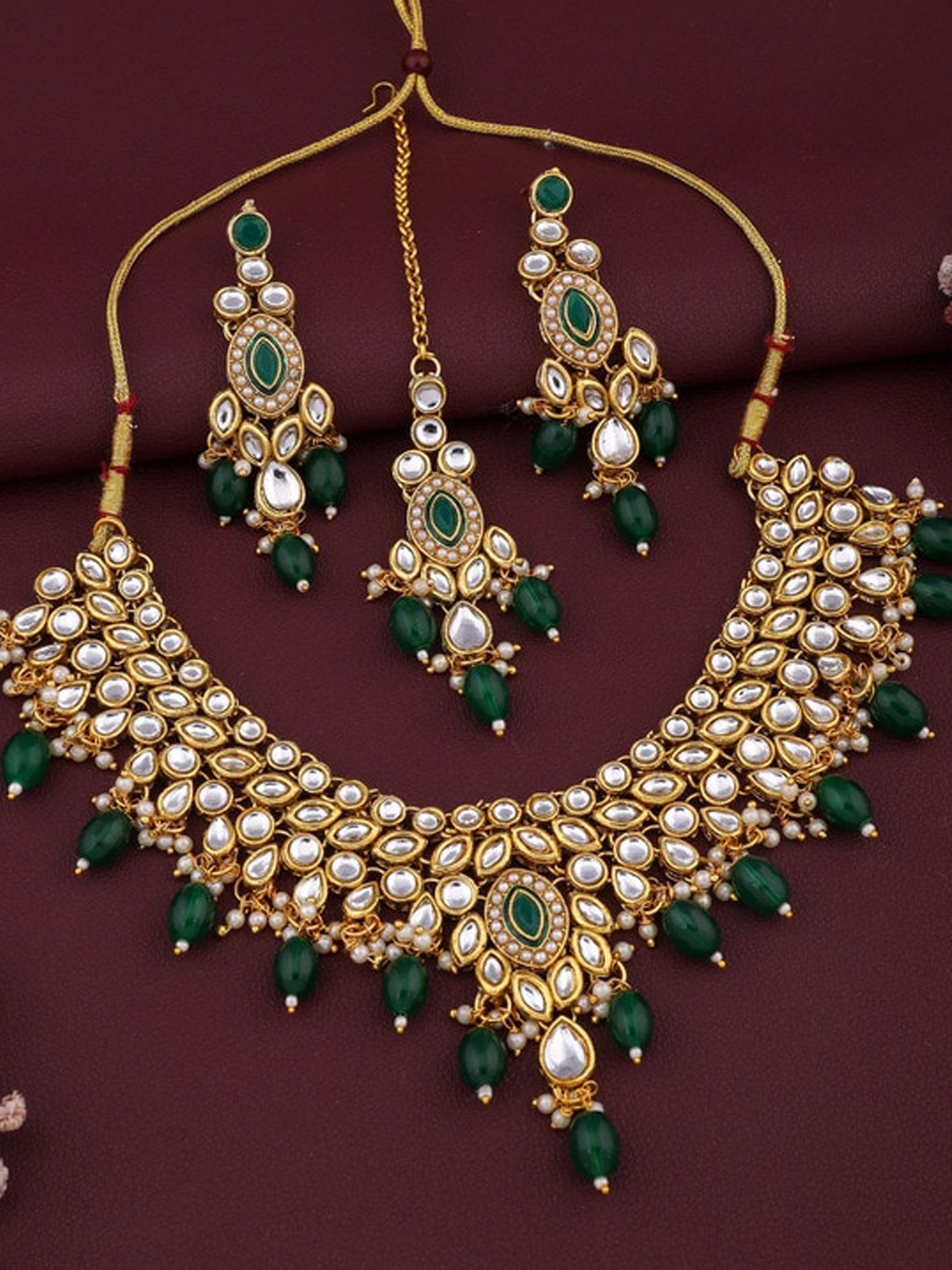 

ROFARWORD Gold-Plated Stone-Studded & Beaded Jewellery Set