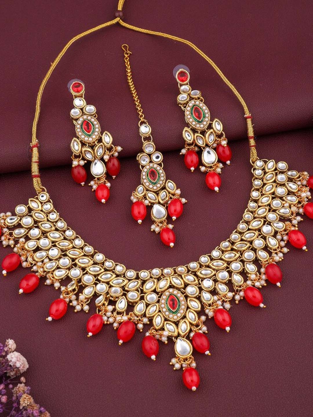 

ROFARWORD Gold-Plated Stone-Studded & Beaded Necklace & Earrings