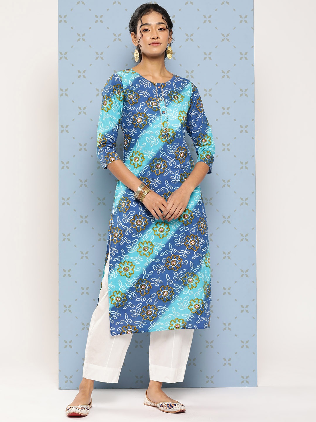 

Yufta Women Blue & Blue Bandhani Printed Gotta Patti Kurta