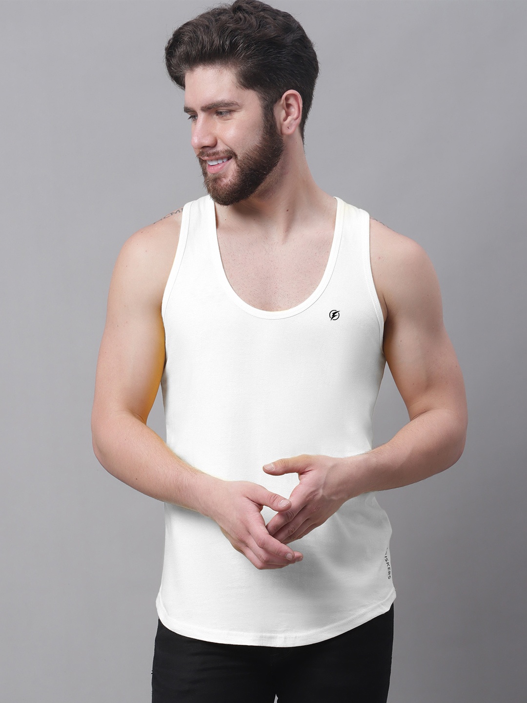 

Friskers Round Neck Pure Cotton Skin Friendly Gym Vests, White