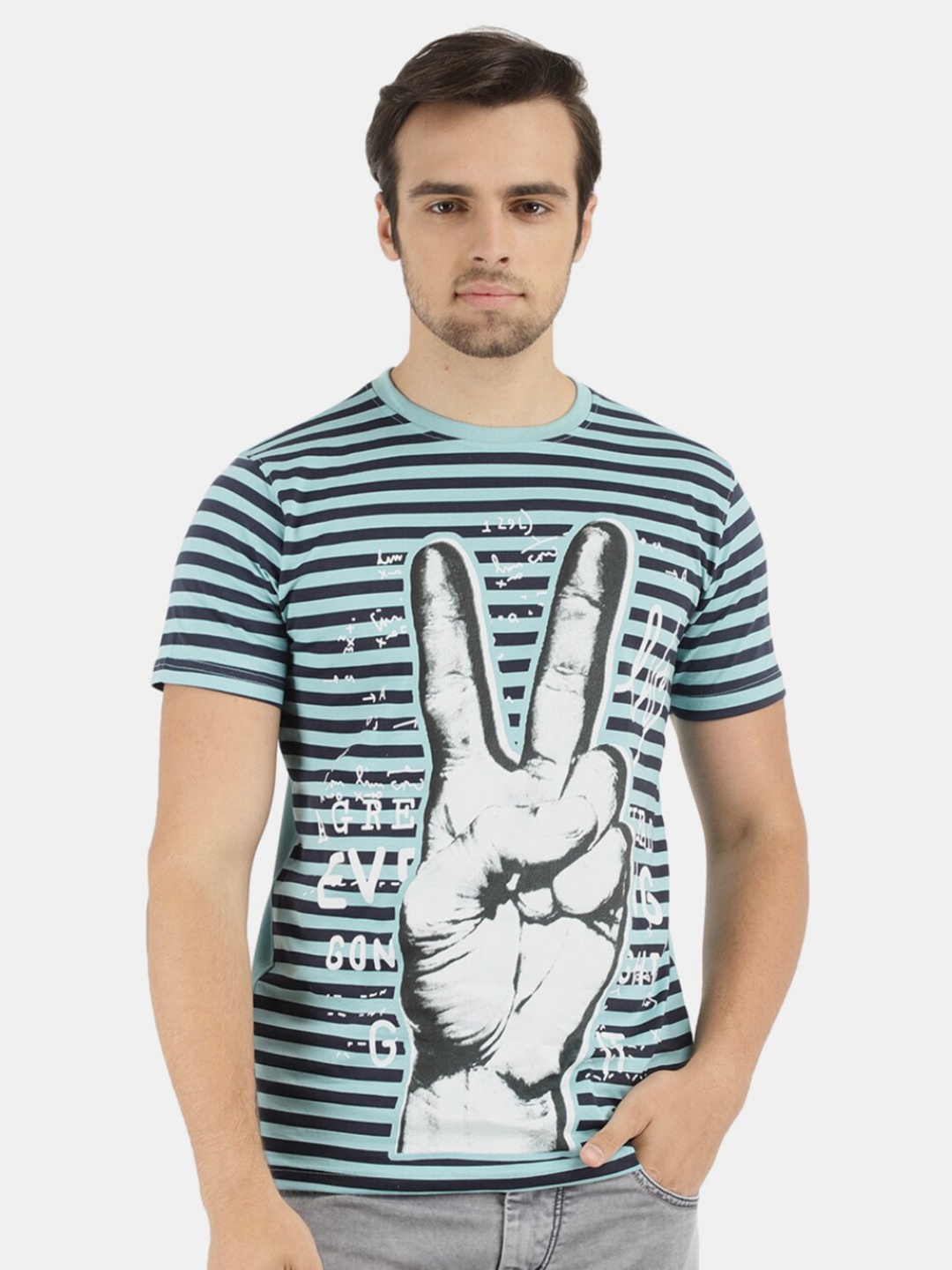 

V-Mart Graphic Printed Cotton Slim Fit T-shirt, Blue