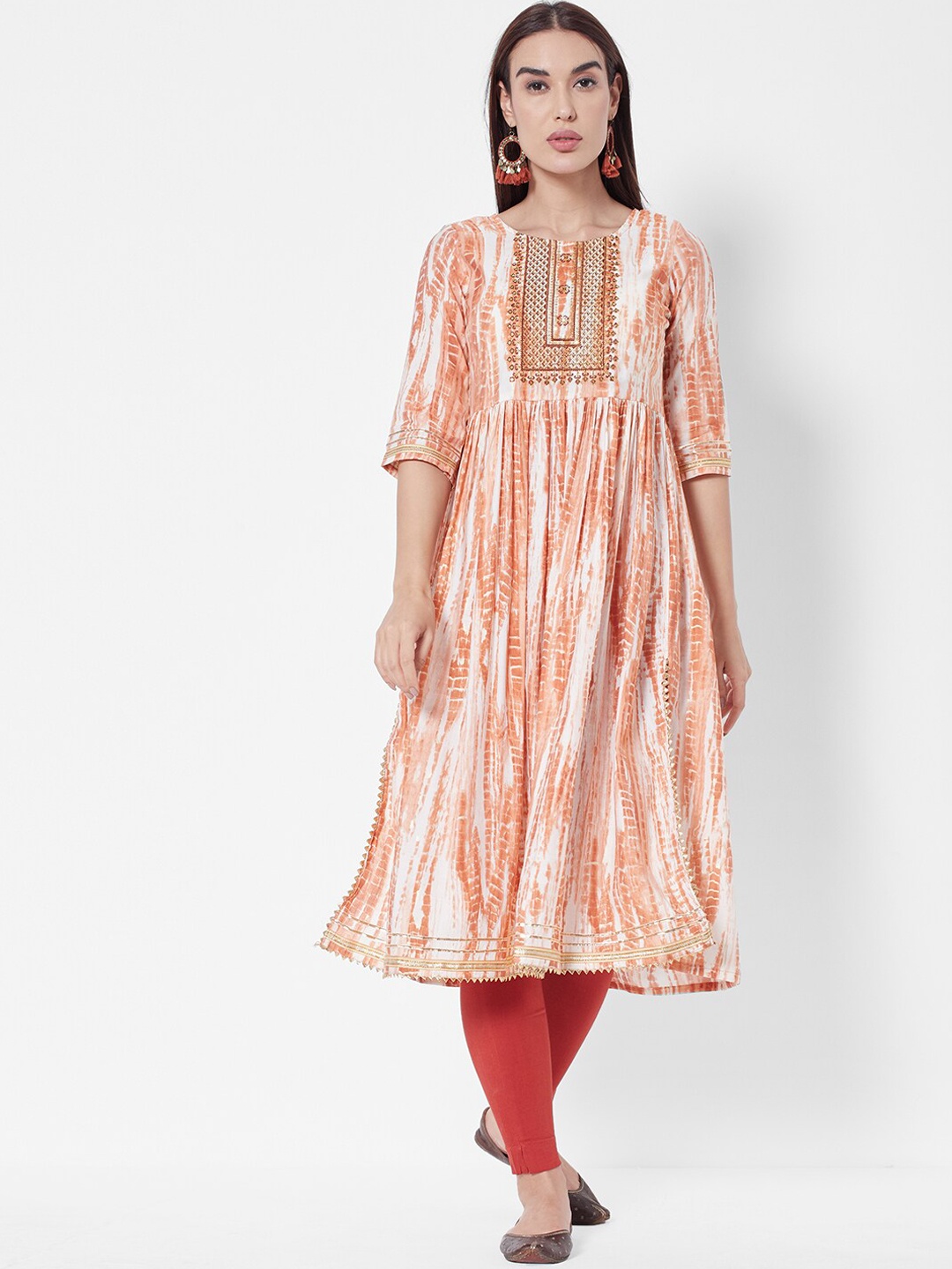 

Vedic Dyed Thread Work Chanderi Cotton Kurta With Trousers, Orange