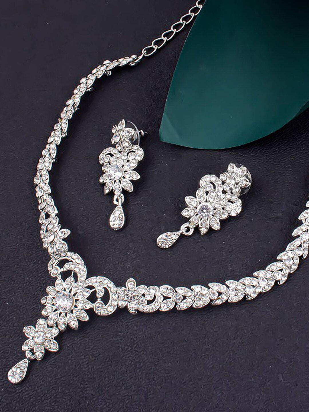

Sukkhi Rhodium-Plated Stone Studded Necklace and Earrings, Silver