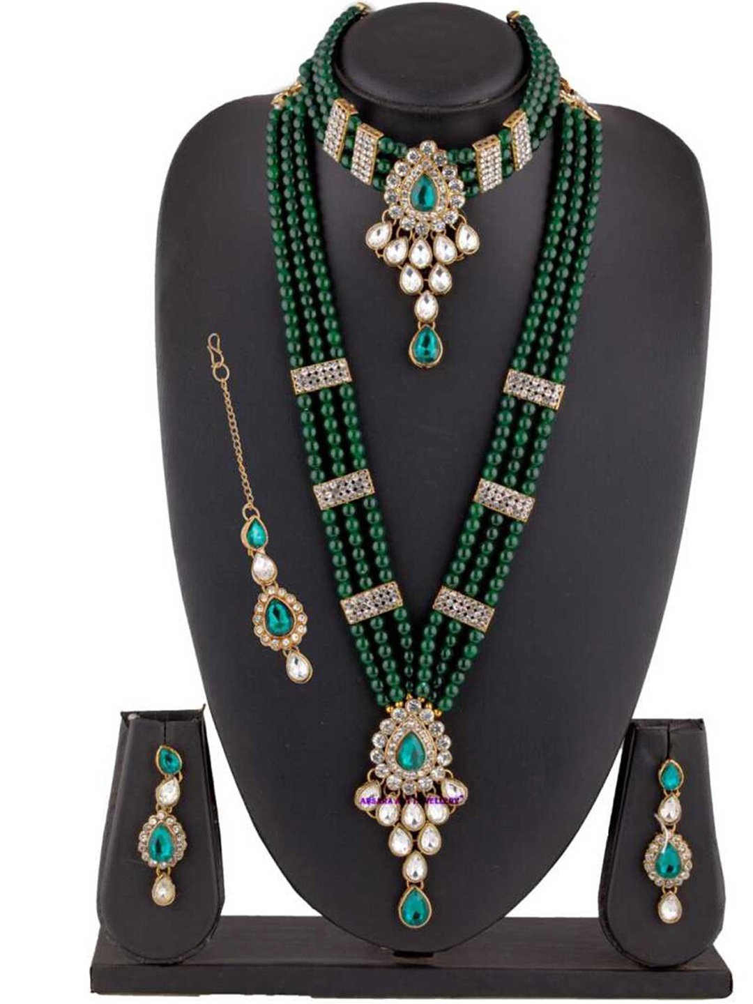 

Sukkhi Gold-Plated Stone-Studded & Beaded Necklace & Earrings With Maang Tikka
