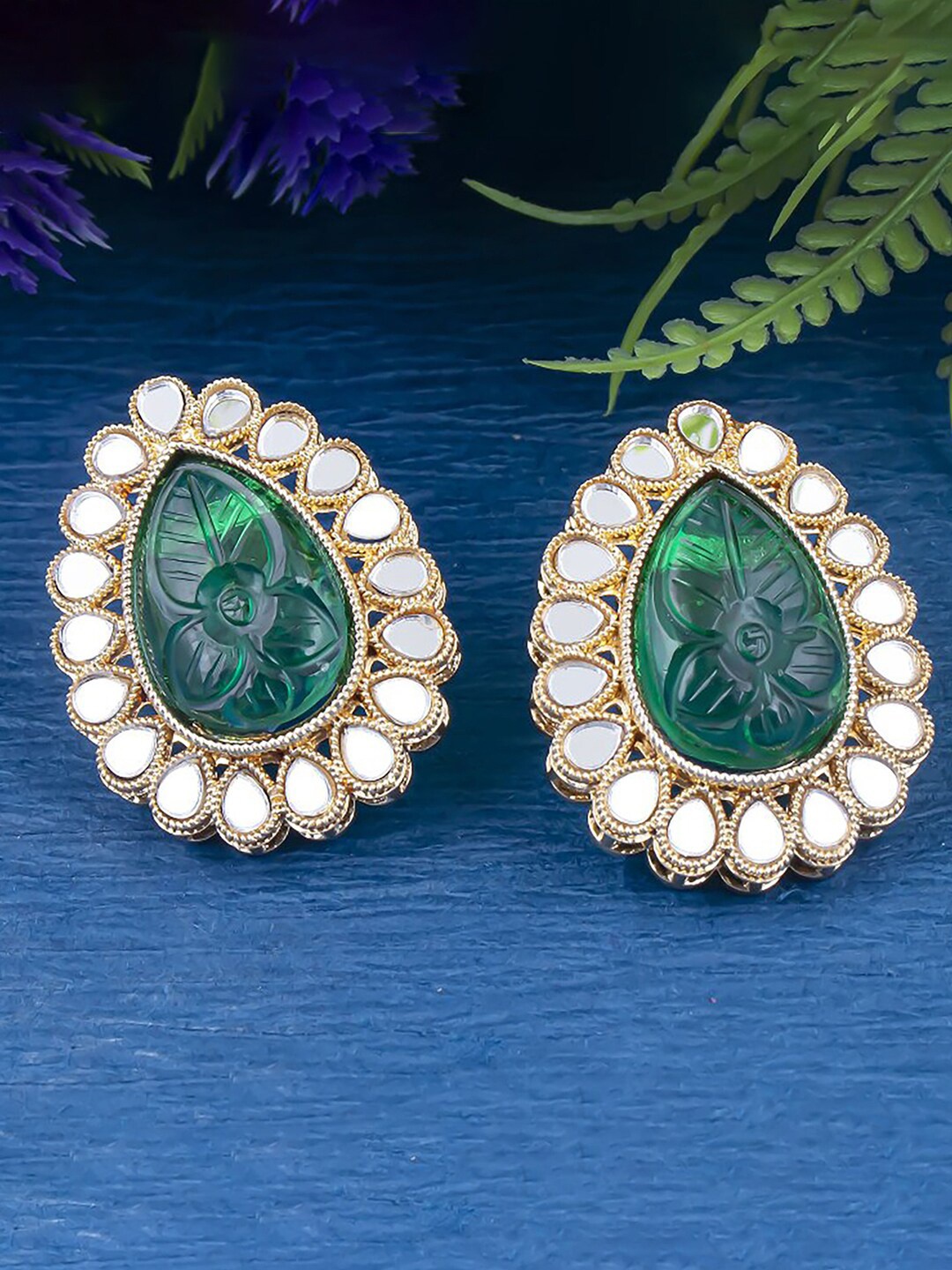 

Sukkhi Contemporary Splendid Floral Gold Plated Kundan Meenakari Studs Earrings, Green