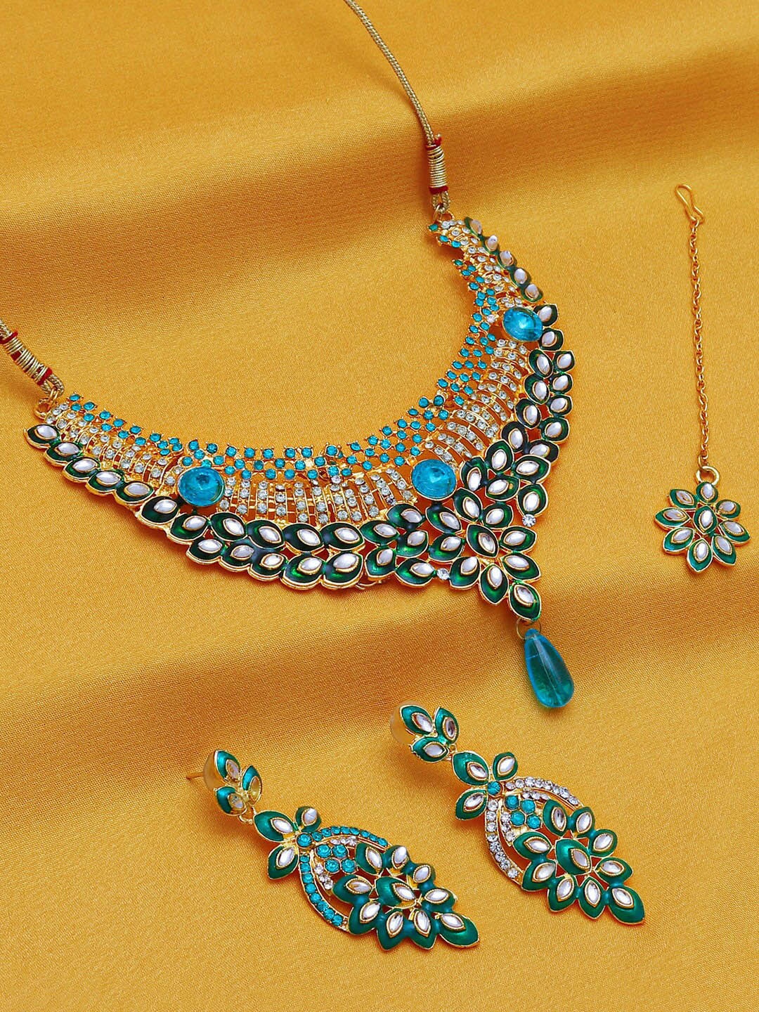 

Sukkhi Gold-Plated Kundan-Studded Jewellery Set With Maang Tikka