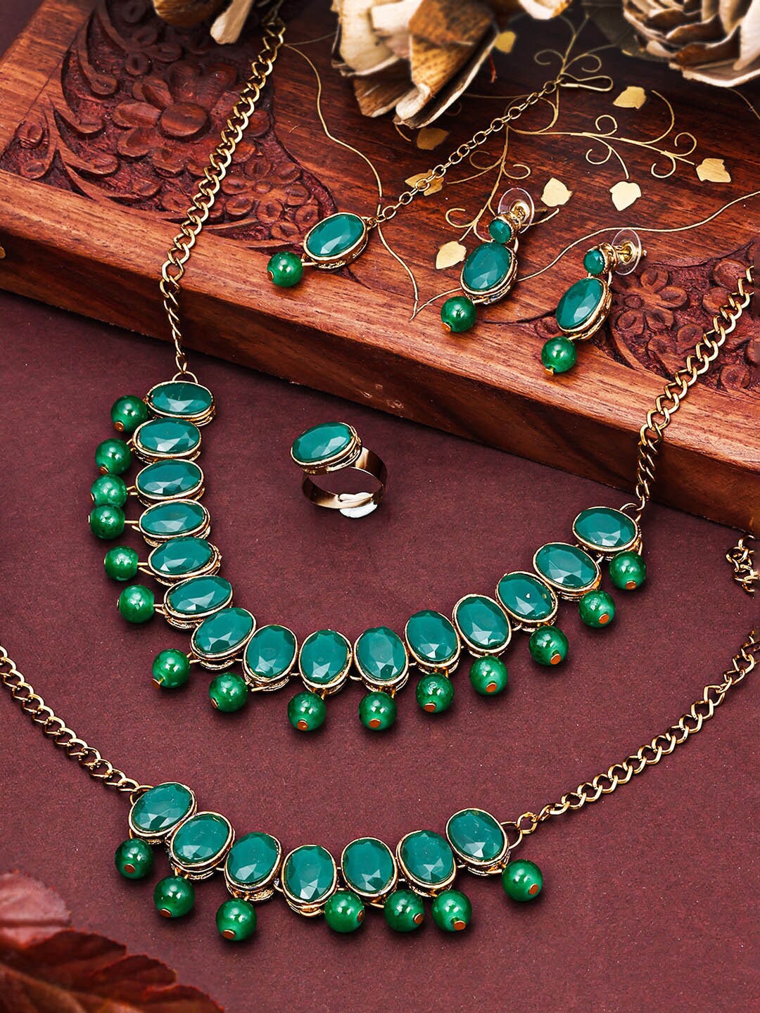 

Sukkhi Rhodium-Plated Stone-Studded Jewellery Set With Finger Ring Maang Tika & Bracelet, Silver