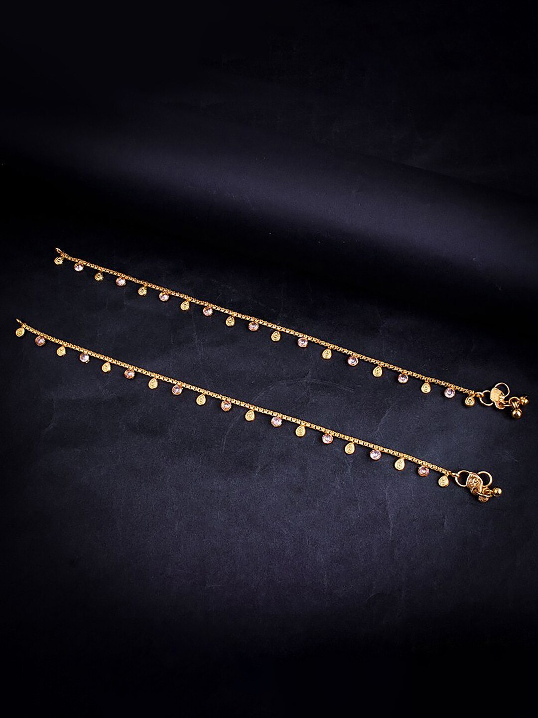 

Sukkhi 2-Pcs Gold-Plated Stone-Studded Anklets