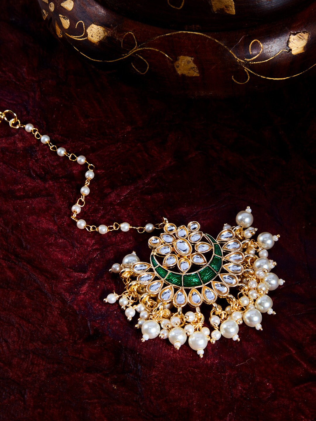 

Sukkhi Gold Plated Kundan-Studded Pearl-Beaded Maangtikka