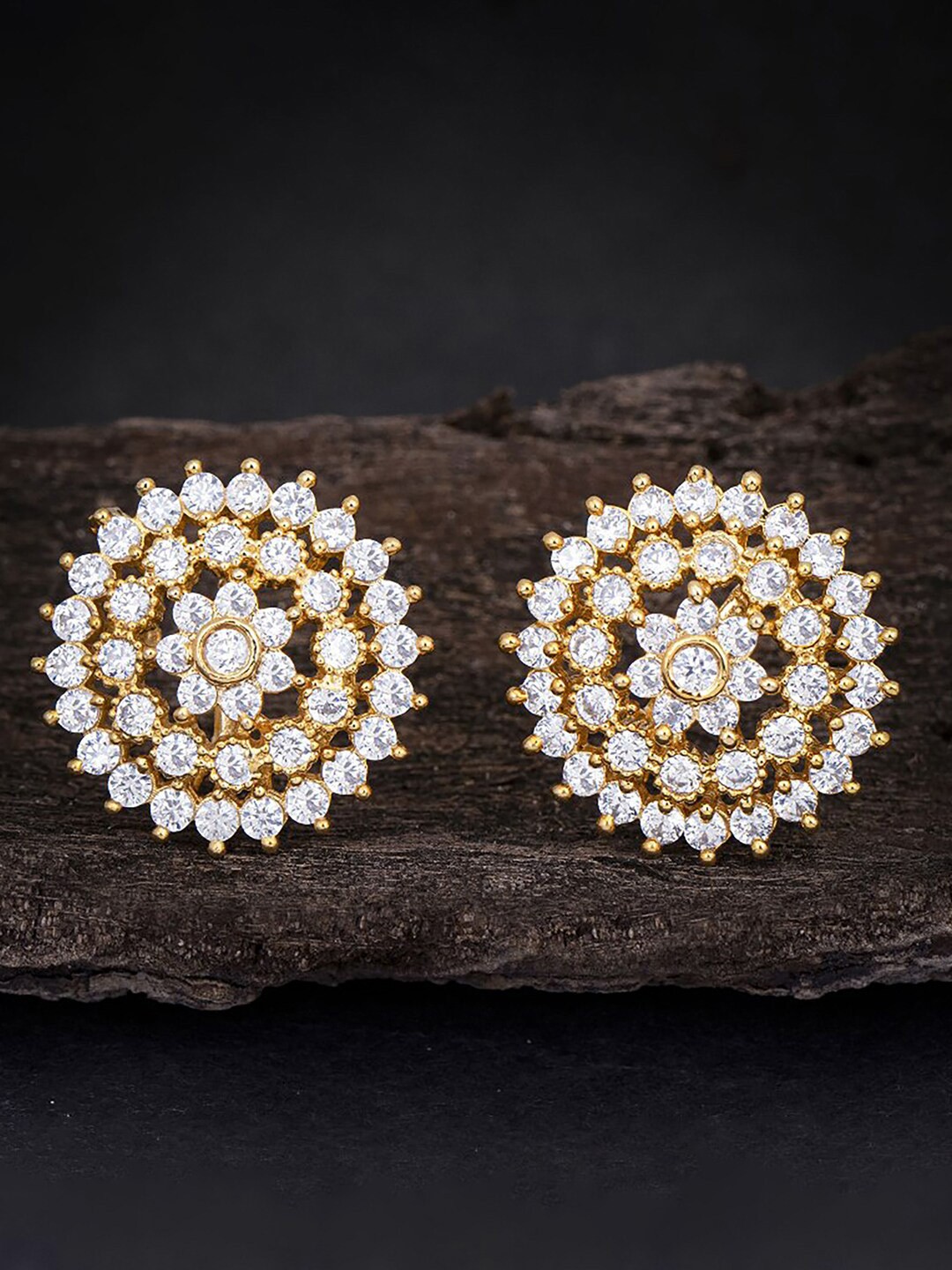 

Sukkhi Gold-Plated Contemporary Studs Earrings