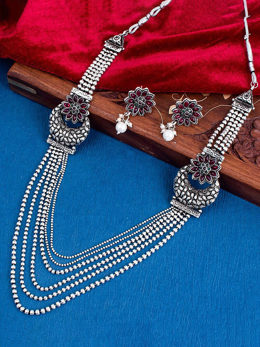 

Sukkhi Silver-Plated Oxidised Stone Studded & Beaded Necklace and Earrings