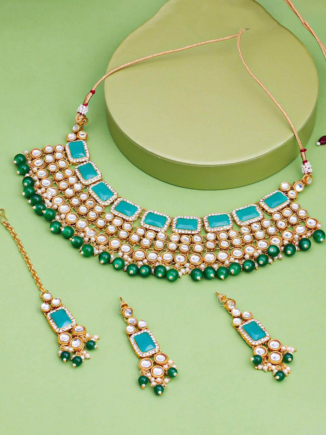 

Sukkhi Gold-Plated Stone-Studded & Beaded Jewellery Set