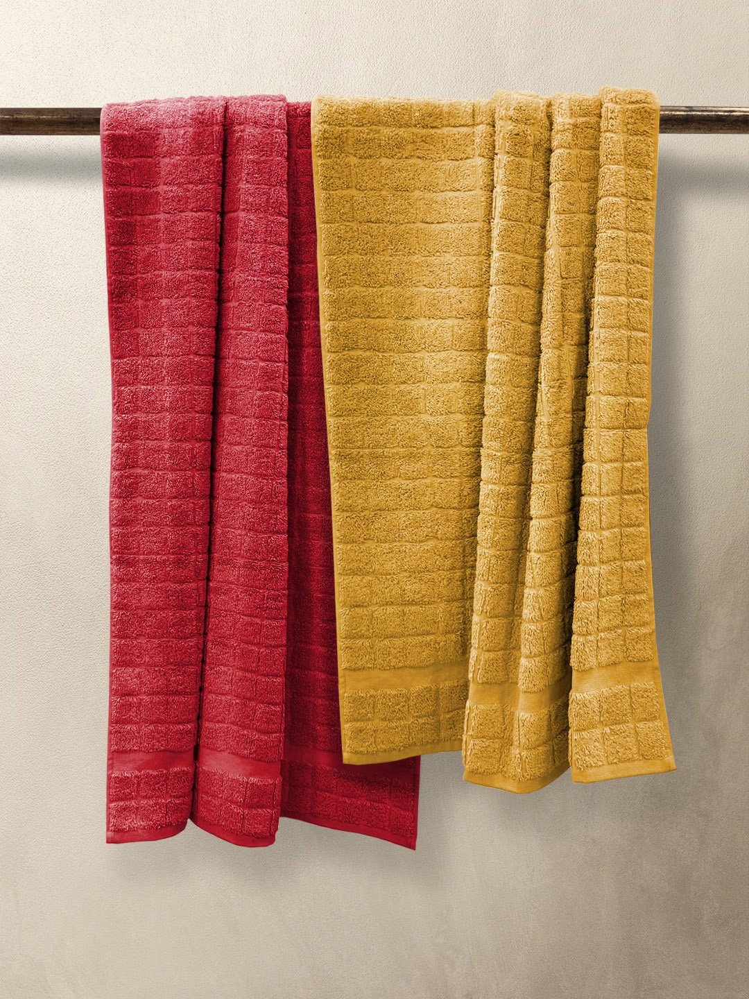 

Nautica Red & Yellow 2 Pieces Self-Design 500 GSM Pure Cotton Bath Towels